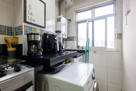 Apartamento à venda com 64m², 3 quartos e 1 vagaÁrea de Serviço