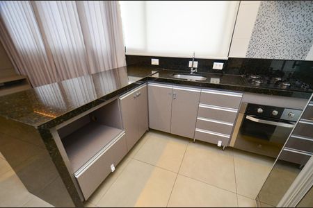 Apartamento à venda com 62m², 2 quartos e 2 vagas Apartamento à venda com 62m², 2 quartos e 2 vagasCozinha