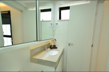 Apartamento à venda com 62m², 2 quartos e 2 vagas Apartamento à venda com 62m², 2 quartos e 2 vagasBanheiro suite