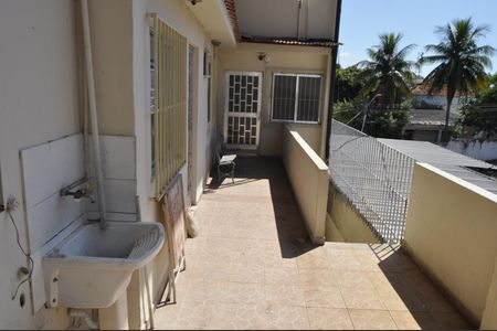 Apartamento à venda com 101m², 2 quartos e sem vagaSacada
