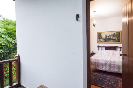 Casa de condomínio para alugar com 2600m², 4 quartos e 6 vagasvaranda suite 2