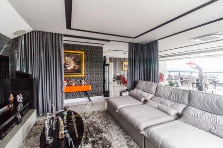 Apartamento à venda com 344m², 3 quartos e 4 vagasSala de TV