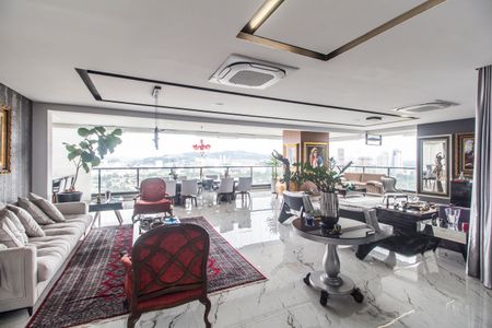 Apartamento à venda com 344m², 3 quartos e 4 vagasSala