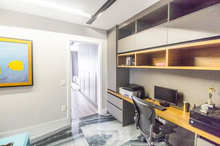 Apartamento à venda com 344m², 3 quartos e 4 vagasEscritório