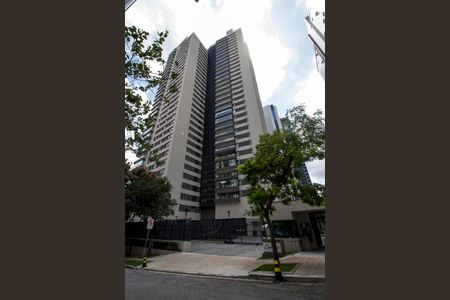 Apartamento à venda com 344m², 3 quartos e 4 vagasVista da Rua