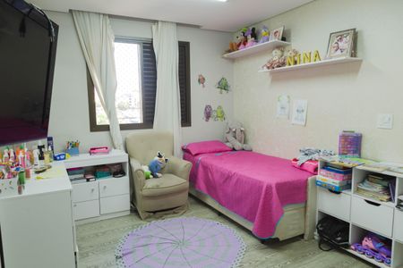 Apartamento para alugar com 169m², 3 quartos e 2 vagasQuarto 2