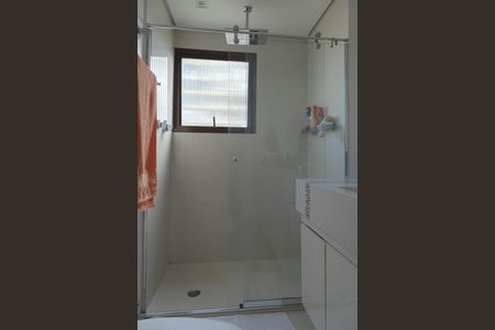 Apartamento para alugar com 169m², 3 quartos e 2 vagasBanheiro do Quarto 