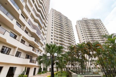 Apartamento para alugar com 169m², 3 quartos e 2 vagasÁrea comum