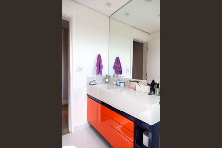 Apartamento para alugar com 169m², 3 quartos e 2 vagasBanheiro