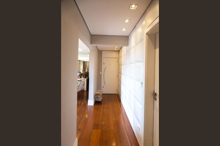 Apartamento para alugar com 169m², 3 quartos e 2 vagascorredor