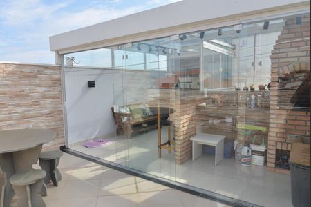 Apartamento à venda com 74m², 2 quartos e 1 vagaCobertura