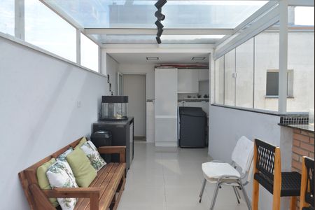 Apartamento à venda com 74m², 2 quartos e 1 vagaCobertura