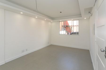 Casa à venda com 109m², 3 quartos e 1 vagaSala