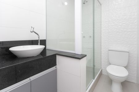 Casa à venda com 109m², 3 quartos e 1 vagaBanheiro