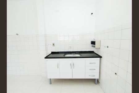 Casa à venda com 90m², 1 quarto e 2 vagas Casa à venda com 90m², 1 quarto e 2 vagasCozinha