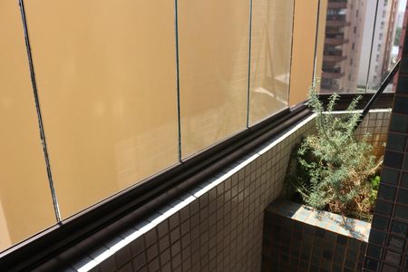 Apartamento à venda com 317m², 4 quartos e 3 vagasSacada