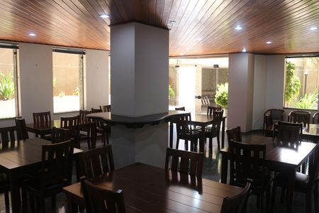 Apartamento à venda com 317m², 4 quartos e 3 vagasÁrea comum - Salão de festas