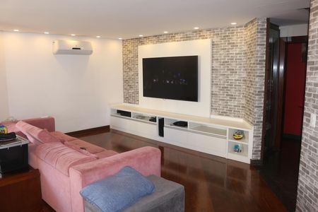 Apartamento à venda com 317m², 4 quartos e 3 vagasSala