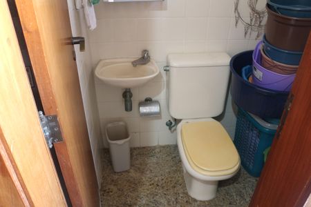 Apartamento à venda com 317m², 4 quartos e 3 vagasBanheiro 1