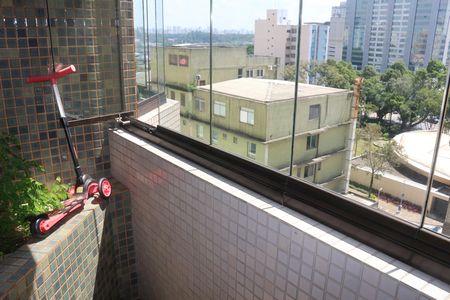 Apartamento à venda com 317m², 4 quartos e 3 vagasSacada