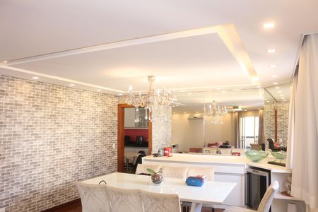 Apartamento à venda com 317m², 4 quartos e 3 vagasSala