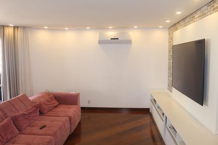 Apartamento à venda com 317m², 4 quartos e 3 vagasSala