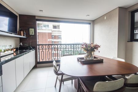 Apartamento à venda com 282m², 3 quartos e 5 vagasVaranda gourmet