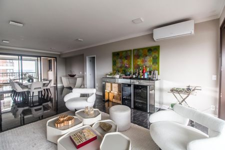 Apartamento à venda com 282m², 3 quartos e 5 vagasSala