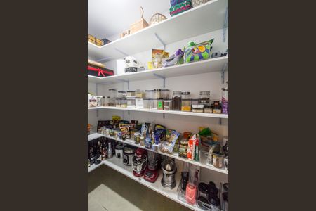 Apartamento à venda com 282m², 3 quartos e 5 vagasDespensa