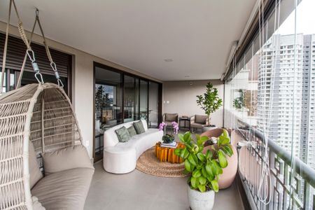 Apartamento à venda com 282m², 3 quartos e 5 vagasVaranda