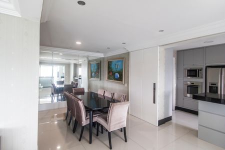 Apartamento à venda com 260m², 4 quartos e 4 vagasSala de Jantar