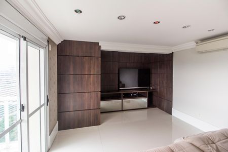 Apartamento à venda com 260m², 4 quartos e 4 vagasSala de TV