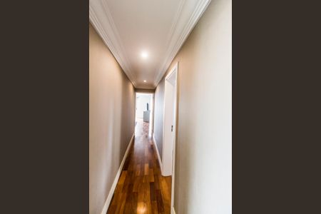 Apartamento à venda com 260m², 4 quartos e 4 vagasCorredor