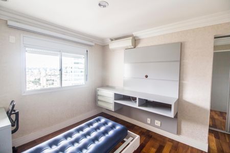 Apartamento à venda com 260m², 4 quartos e 4 vagasSuíte 2