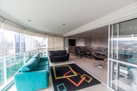 Apartamento à venda com 260m², 4 quartos e 4 vagasVaranda gourmet