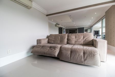 Apartamento à venda com 260m², 4 quartos e 4 vagasSala de TV