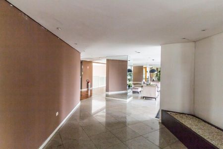 Apartamento à venda com 260m², 4 quartos e 4 vagasHall social