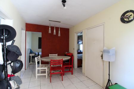 Apartamento à venda com 70m², 3 quartos e 1 vaga Apartamento à venda com 70m², 3 quartos e 1 vagaSala