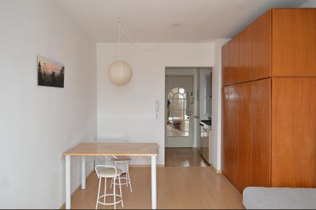 Studio para alugar com 25m², 1 quarto e 1 vagaSala/Quarto