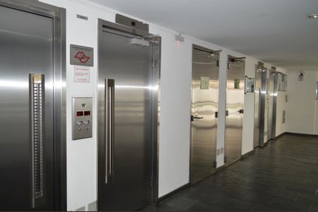 Studio para alugar com 25m², 1 quarto e 1 vagaElevadores