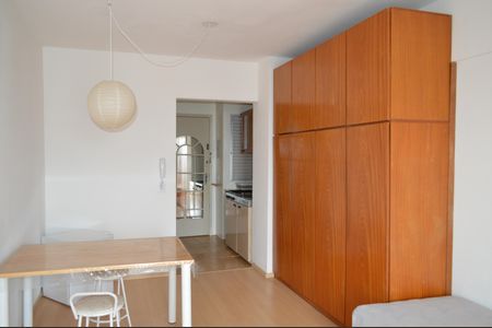Studio para alugar com 25m², 1 quarto e 1 vagaSala/Quarto