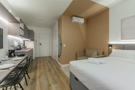 Apartamento para alugar com 17m², 1 quarto e sem vaga