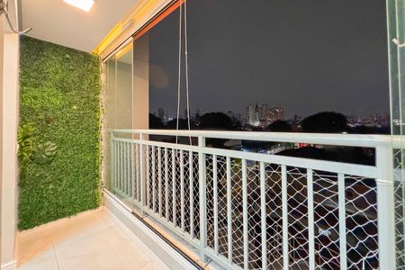 Apartamento para alugar com 41m², 2 quartos e sem vagaVaranda