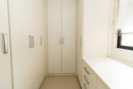 Apartamento à venda com 73m², 2 quartos e 1 vagaCloset da suíte