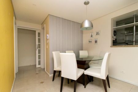 Apartamento à venda com 73m², 2 quartos e 1 vagaSala