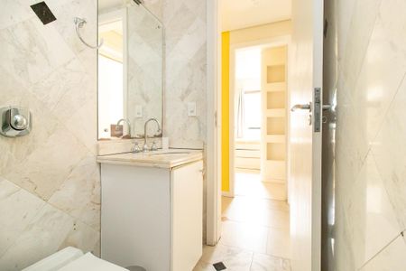 Apartamento à venda com 73m², 2 quartos e 1 vagaBanheiro Social