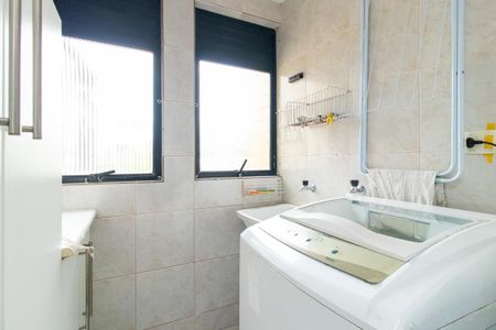 Apartamento à venda com 73m², 2 quartos e 1 vagaÁrea de Serviço