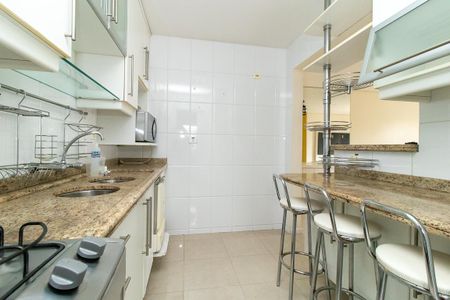 Apartamento à venda com 73m², 2 quartos e 1 vagaCozinha