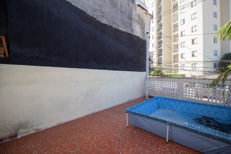 Casa à venda com 150m², 2 quartos e 3 vagas Casa à venda com 150m², 2 quartos e 3 vagasVaranda Quarto 2