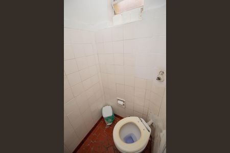 Casa à venda com 150m², 2 quartos e 3 vagas Casa à venda com 150m², 2 quartos e 3 vagasLavabo